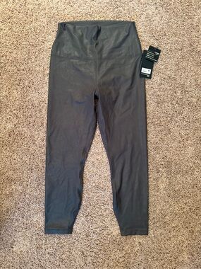 NWT 90 Degree Reflex Leather Look Cracked Deep Forest Leggings - XL